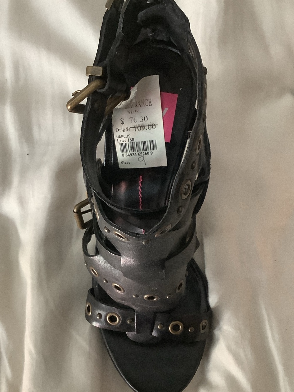 DV by Dolce Vita Black Strappy Grommet Heel Sandals NWT. No box - Picture 3 of 7
